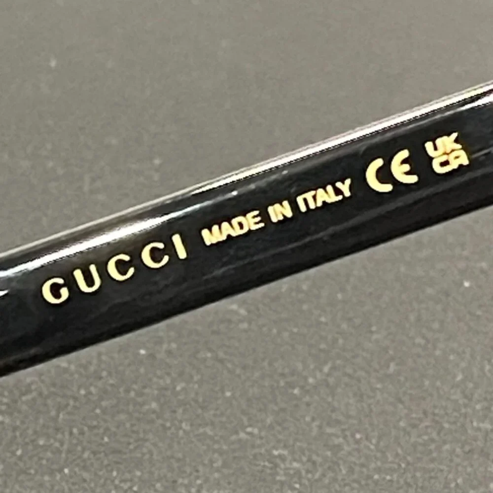 Gucci Men's Sunglasses Black (JB1399)